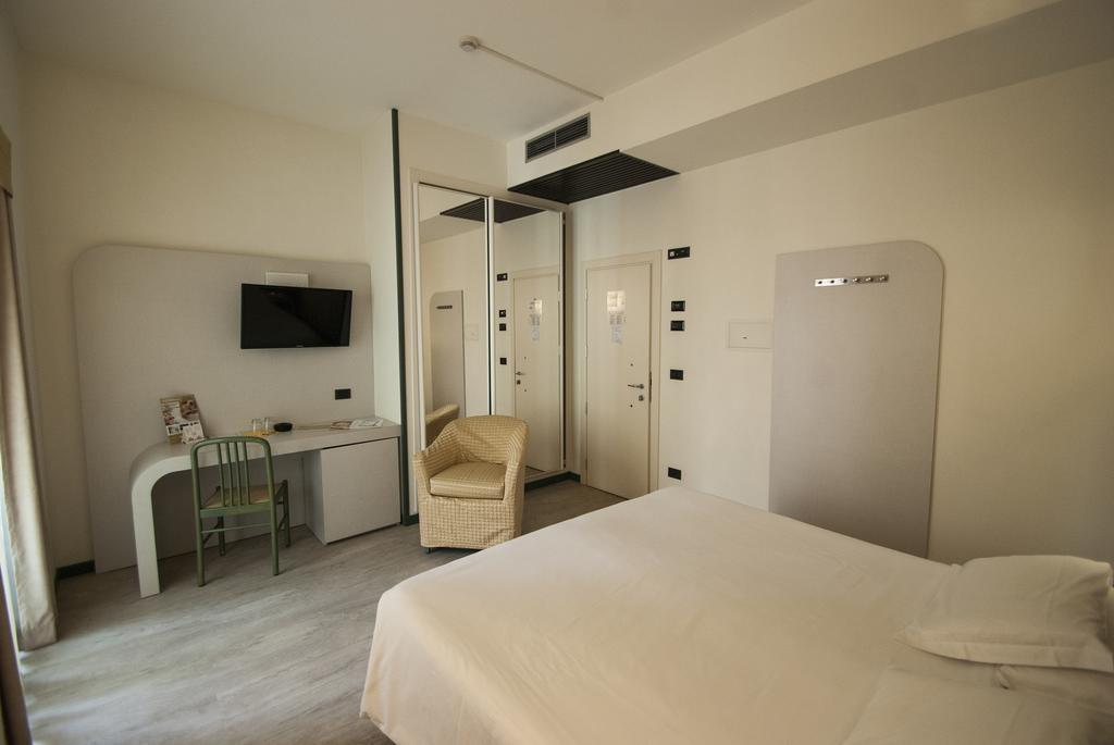 Hotel Le Palme - Premier Resort มิลาโน แมริตทิมา ห้อง รูปภาพ
