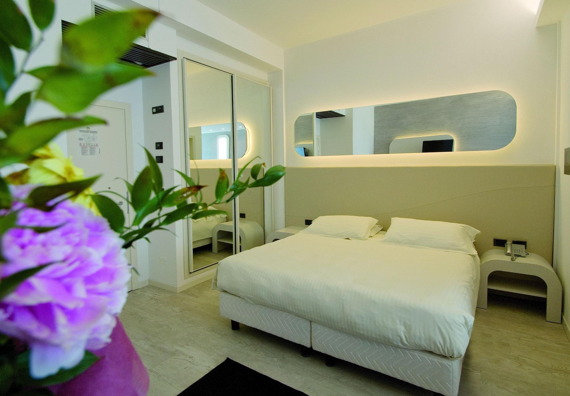 Hotel Le Palme - Premier Resort มิลาโน แมริตทิมา ภายนอก รูปภาพ