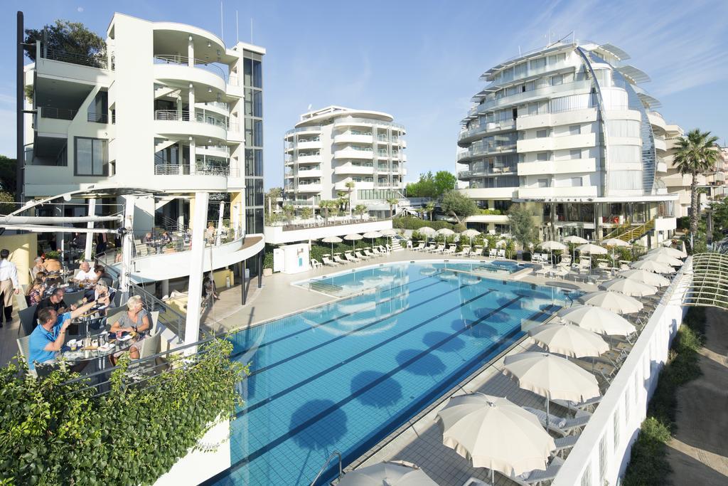 Hotel Le Palme - Premier Resort มิลาโน แมริตทิมา ภายนอก รูปภาพ